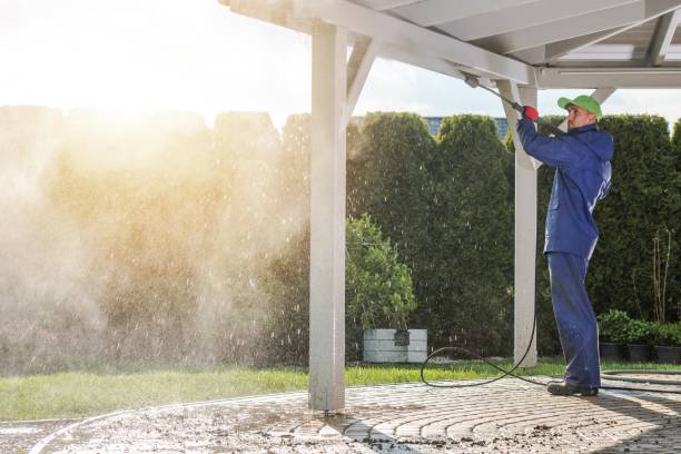 Best Pool Deck Cleaning  in Latta, OK